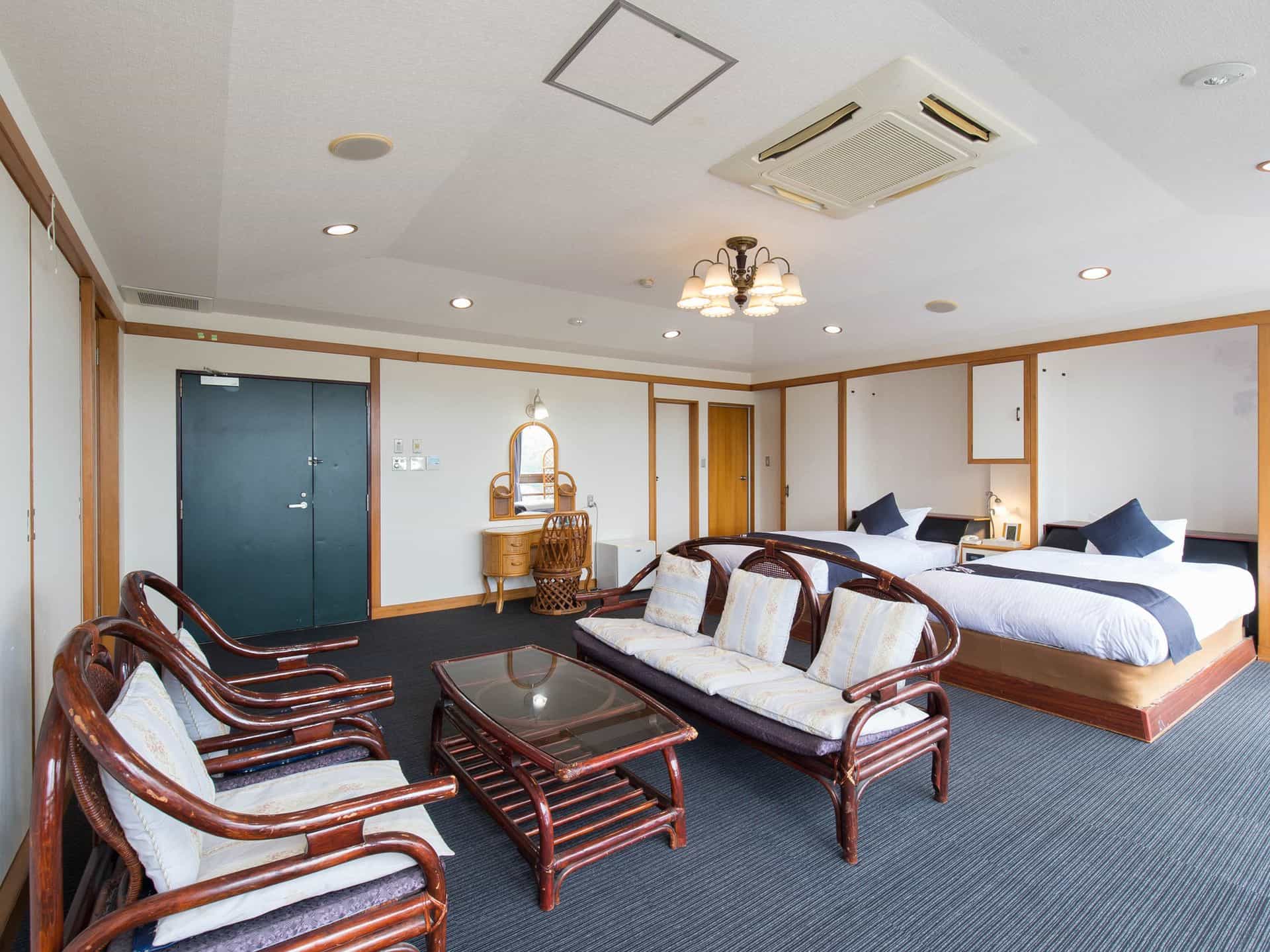 top-image-4