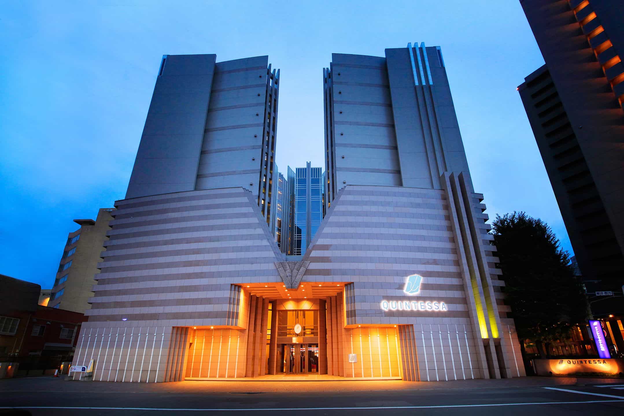 クインテッサホテル札幌　外観