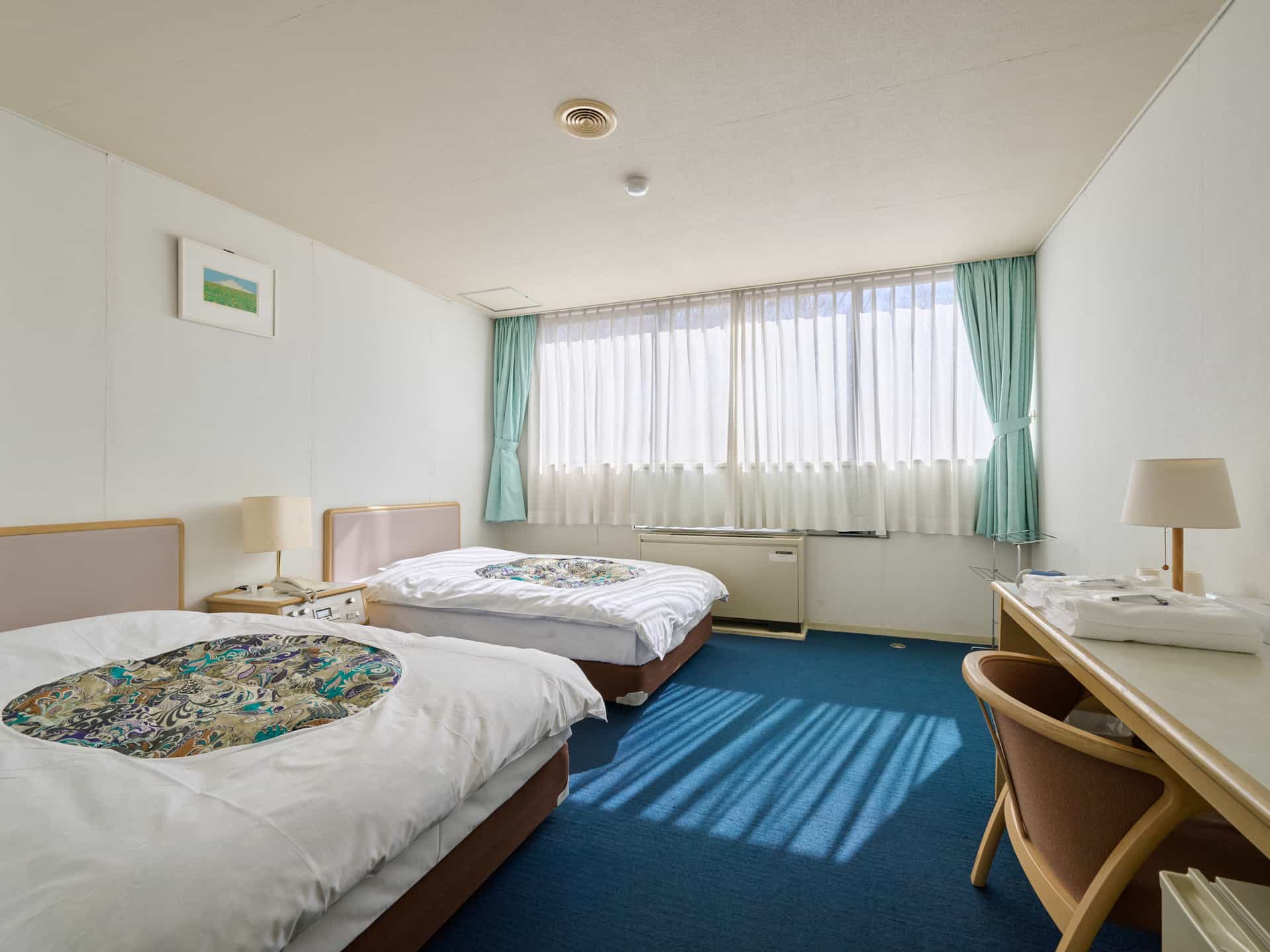 Twin Room (Non-Smoking)