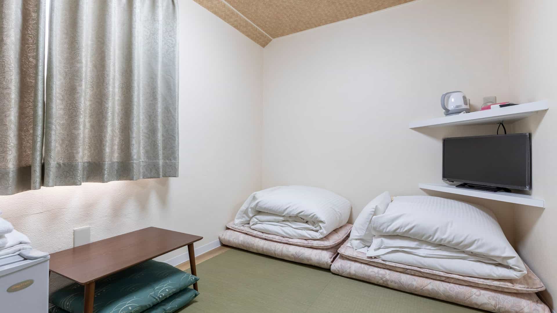 Japanese Room up to 2 guests (Non-Smoking)