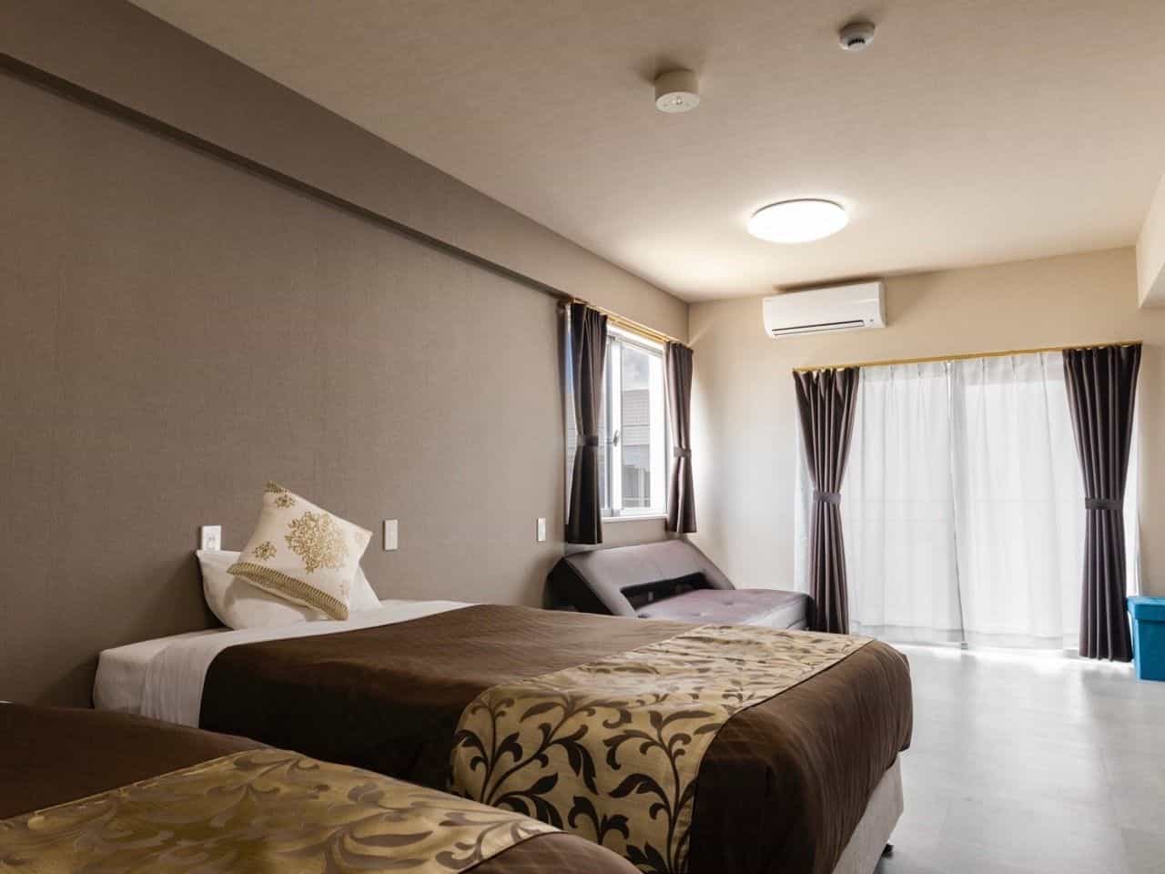 top-image-3