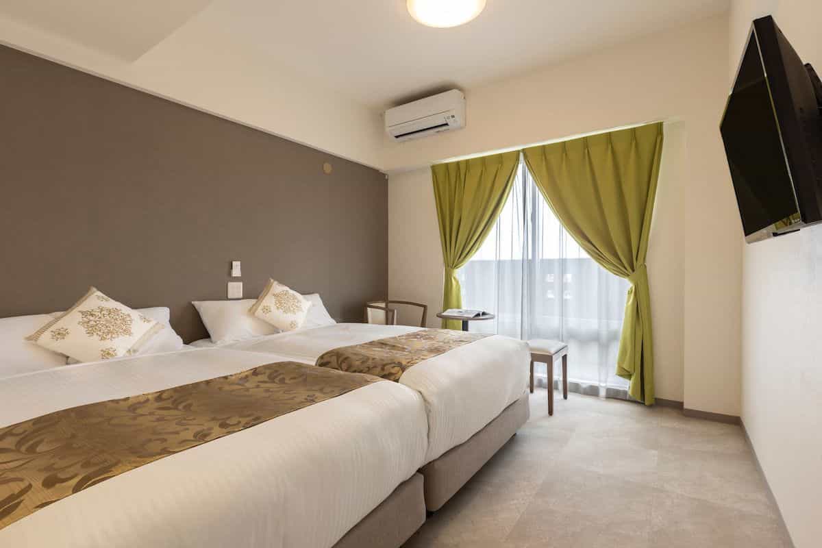 ワイドダブルルーム