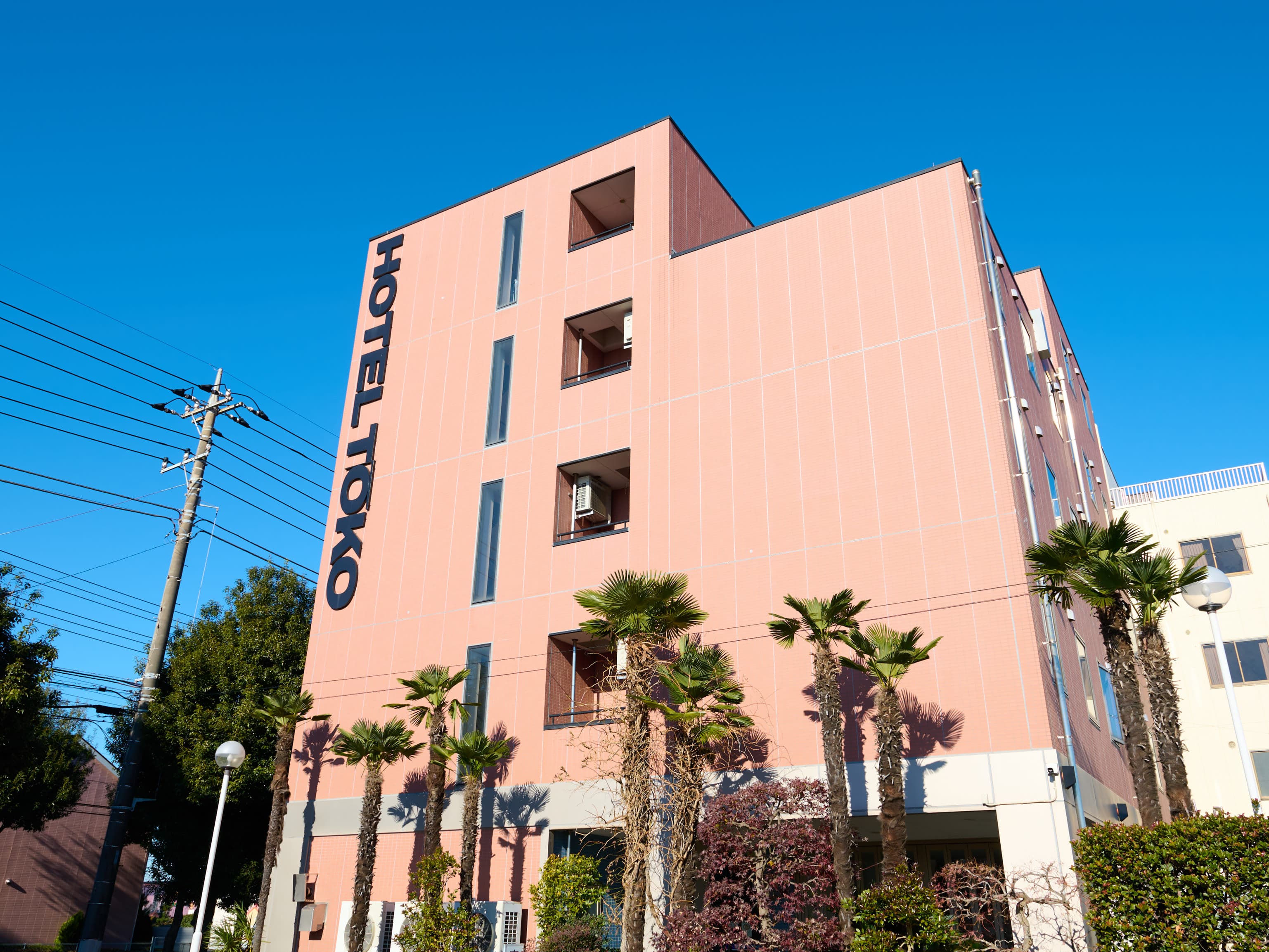  Facade