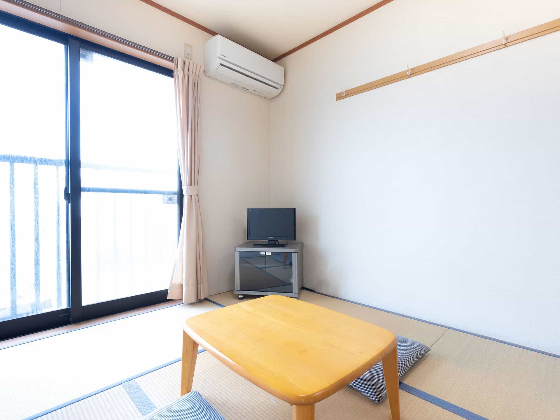 top-image-3