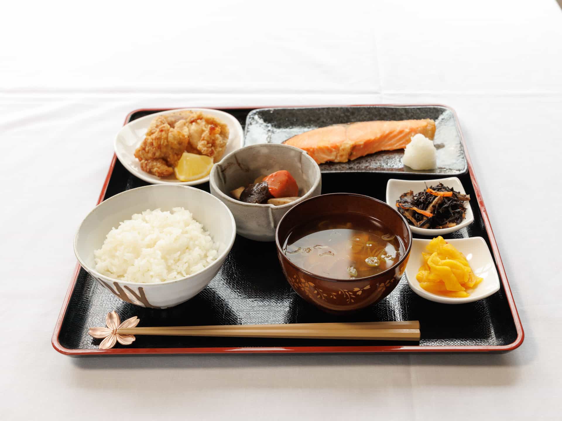 夕食