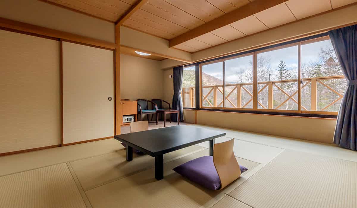 Japanese Room up to 4 guests (Non-Smoking)