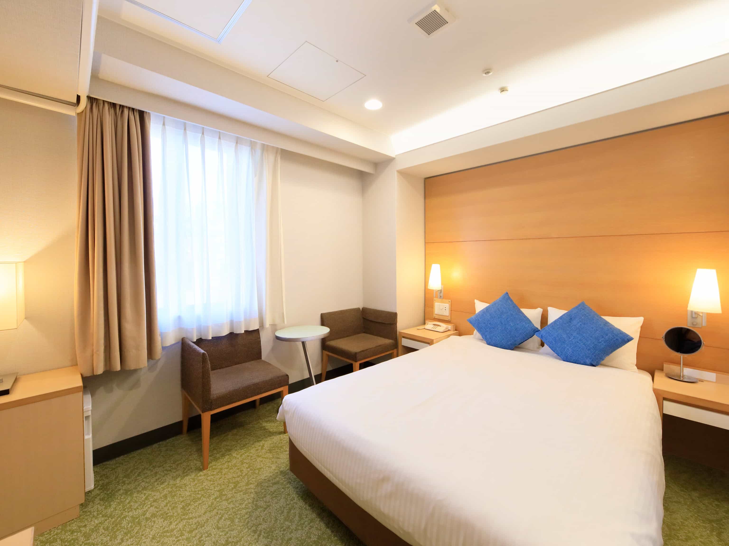 Double Room (Non-Smoking)