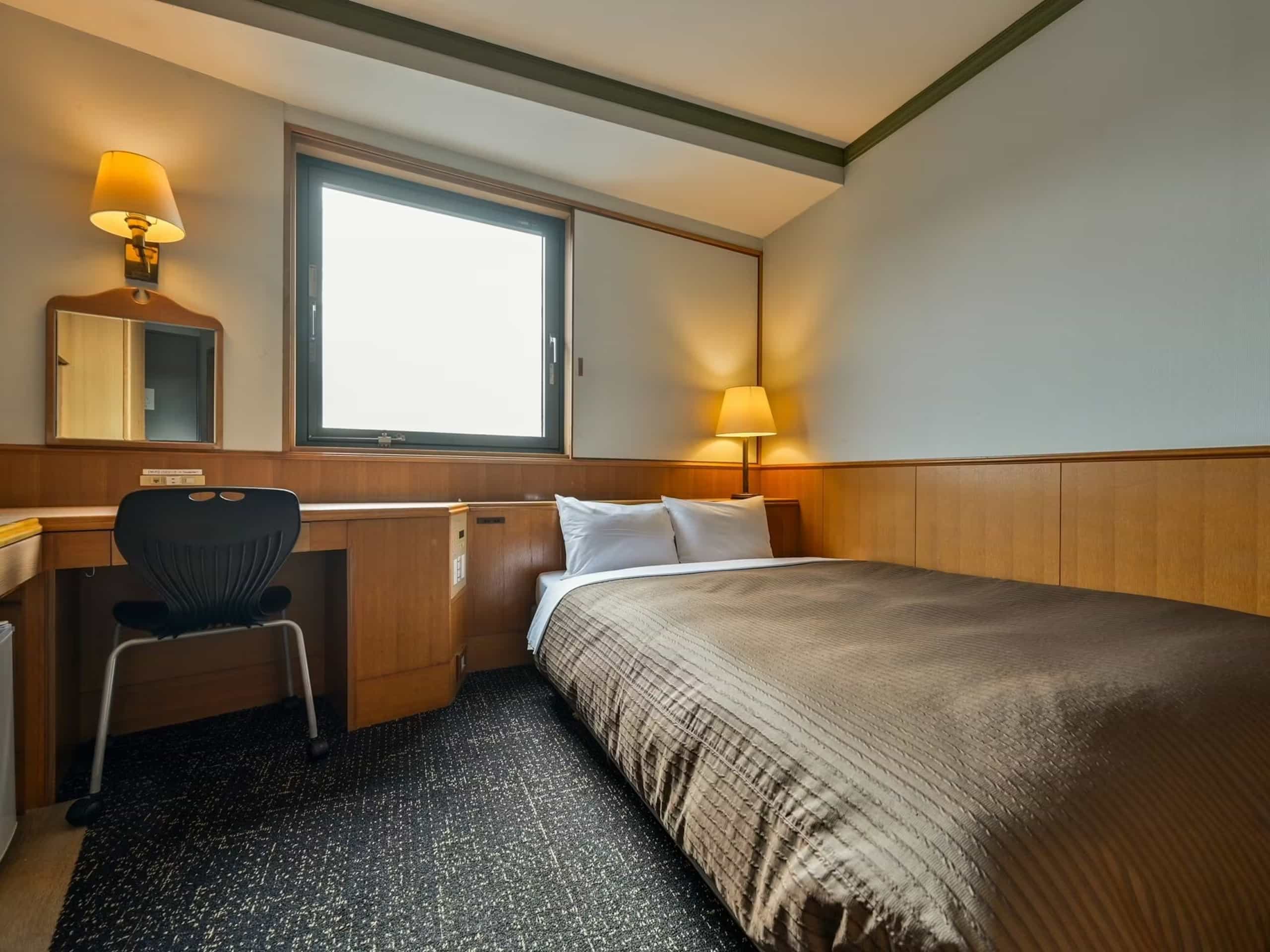 Double Room (Smoking)