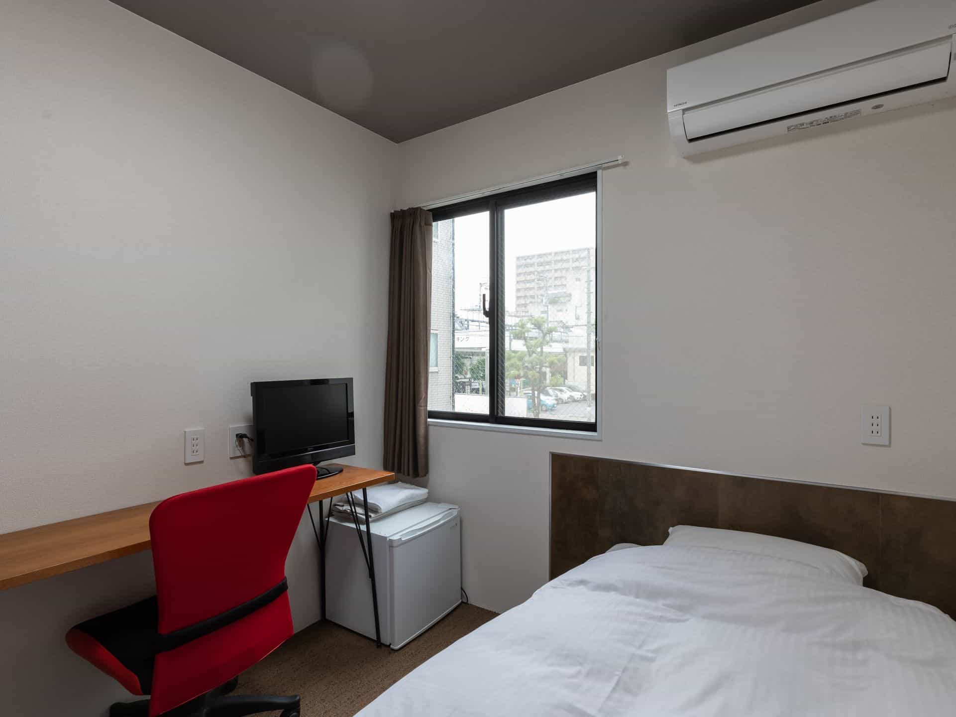 【禁煙】シングルルーム(バス・トイレ共用)