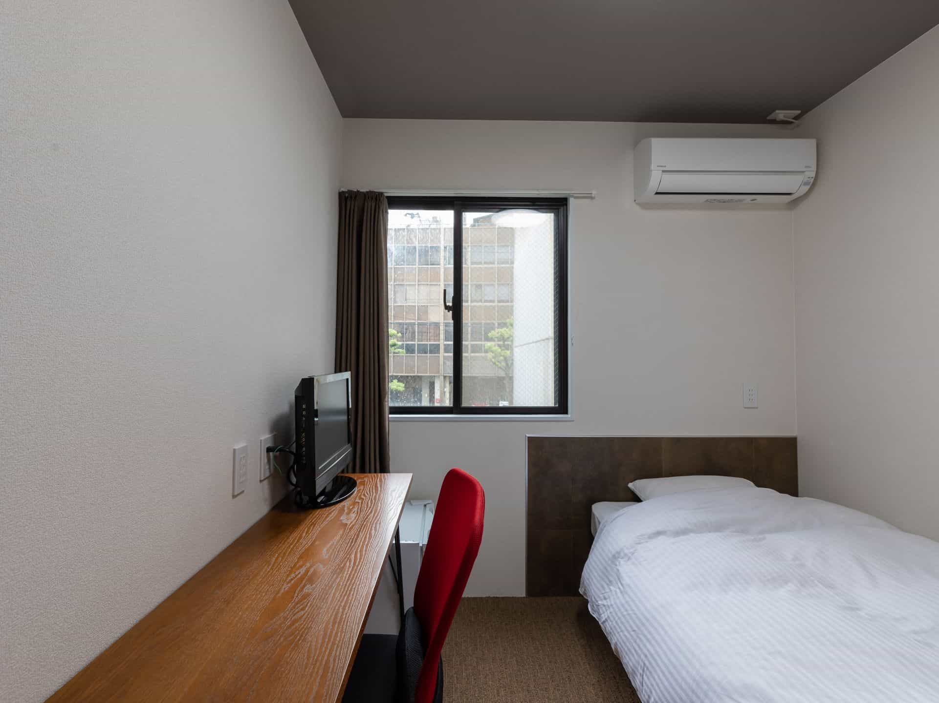 【禁煙】シングルルーム(バス・トイレ共用)